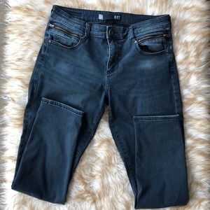 BLACK KUT FROM THE KLOTH SKINNY JEANS SZ 10